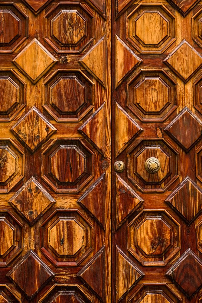 Canary Islands-Tenerife Island-La Orotava-door detail